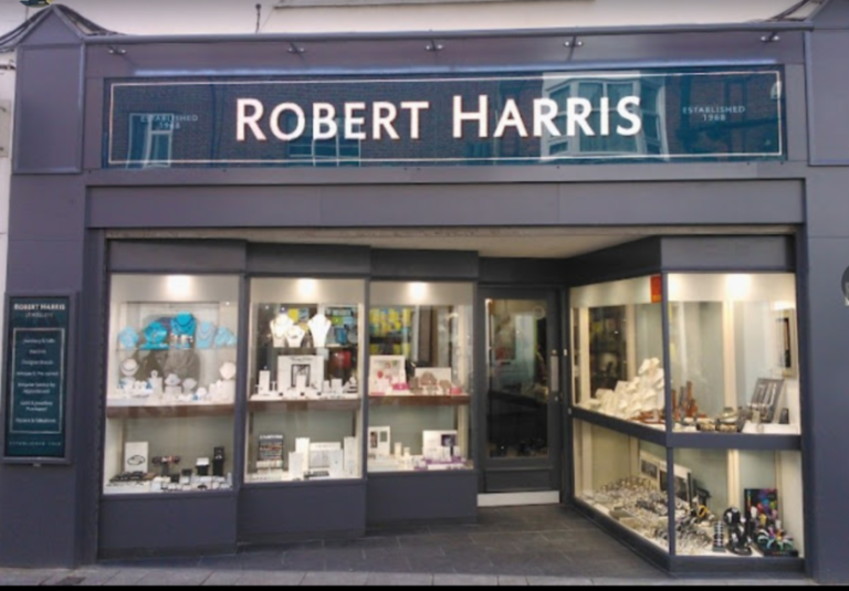 Robert Harris jewellers in Rickmansworth Hertfordshire